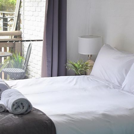 Aquarius Backpackers Resort 拜伦湾 外观 照片