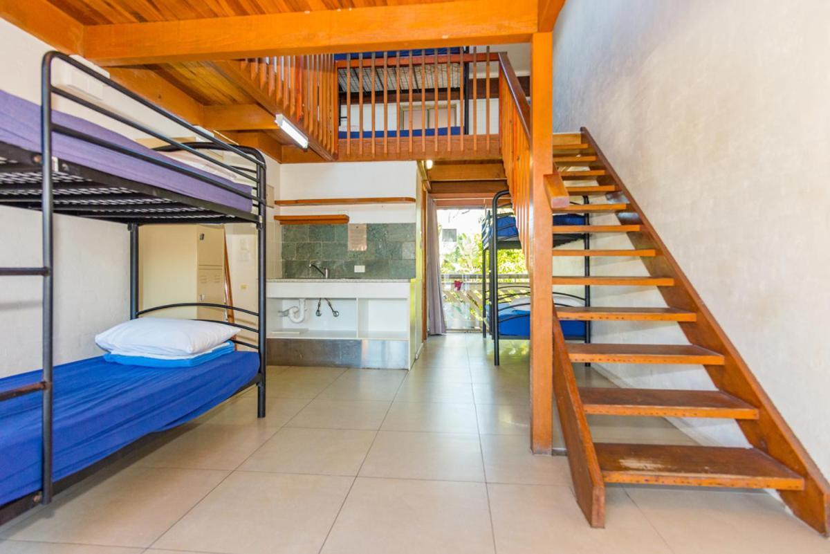 Aquarius Backpackers Resort 拜伦湾 外观 照片