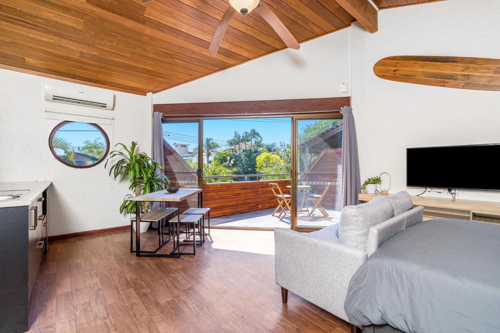 Aquarius Backpackers Resort 拜伦湾 外观 照片