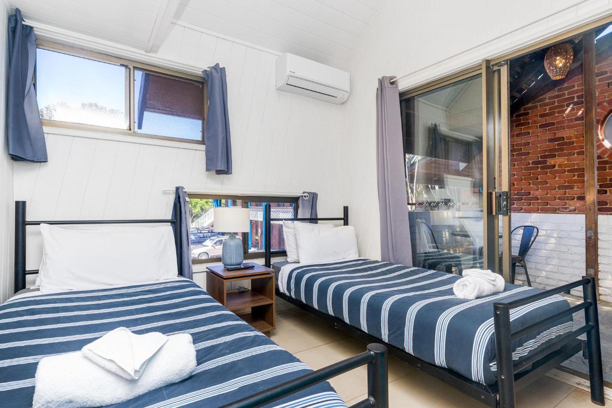 Aquarius Backpackers Resort 拜伦湾 外观 照片