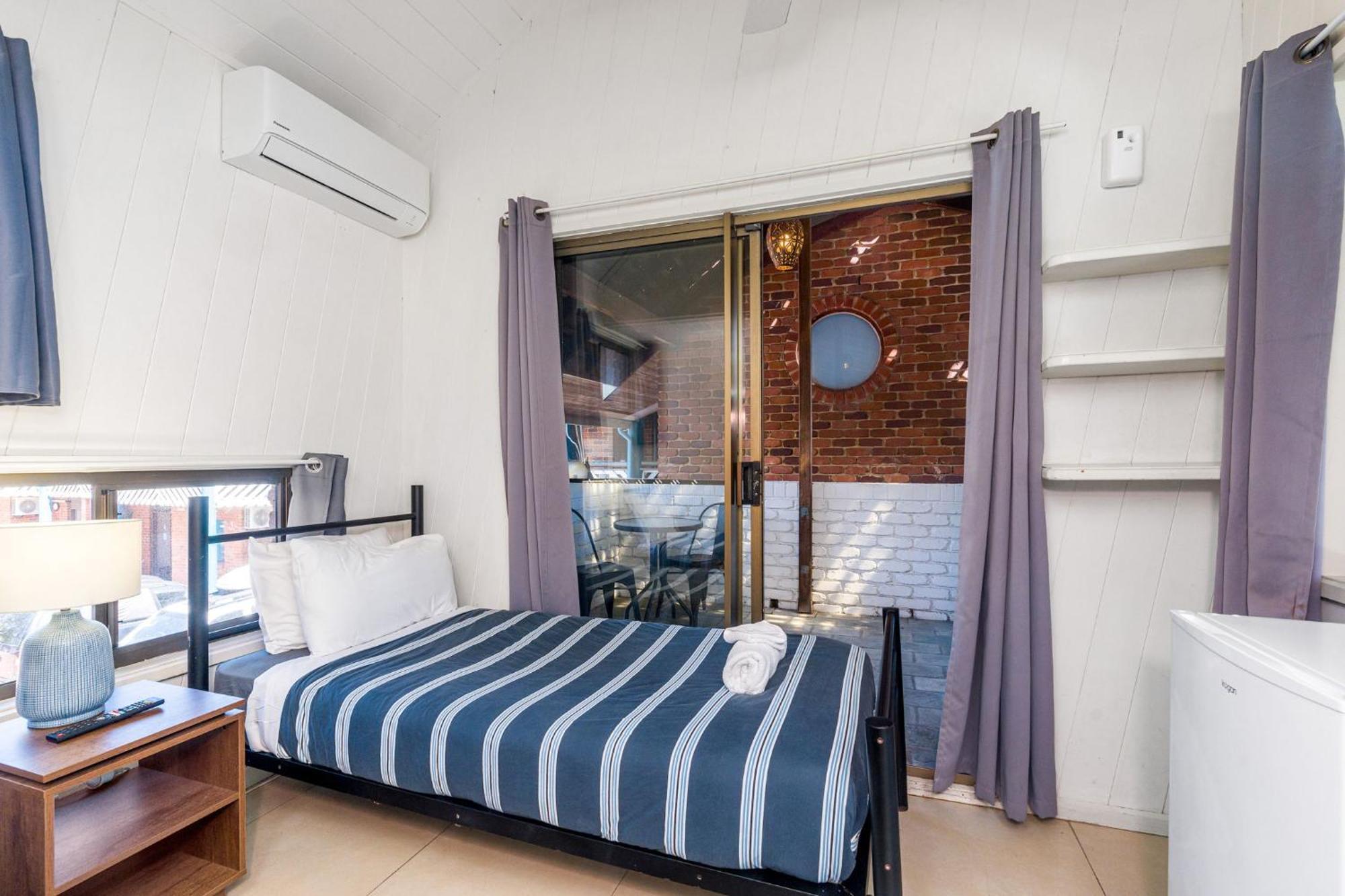 Aquarius Backpackers Resort 拜伦湾 外观 照片