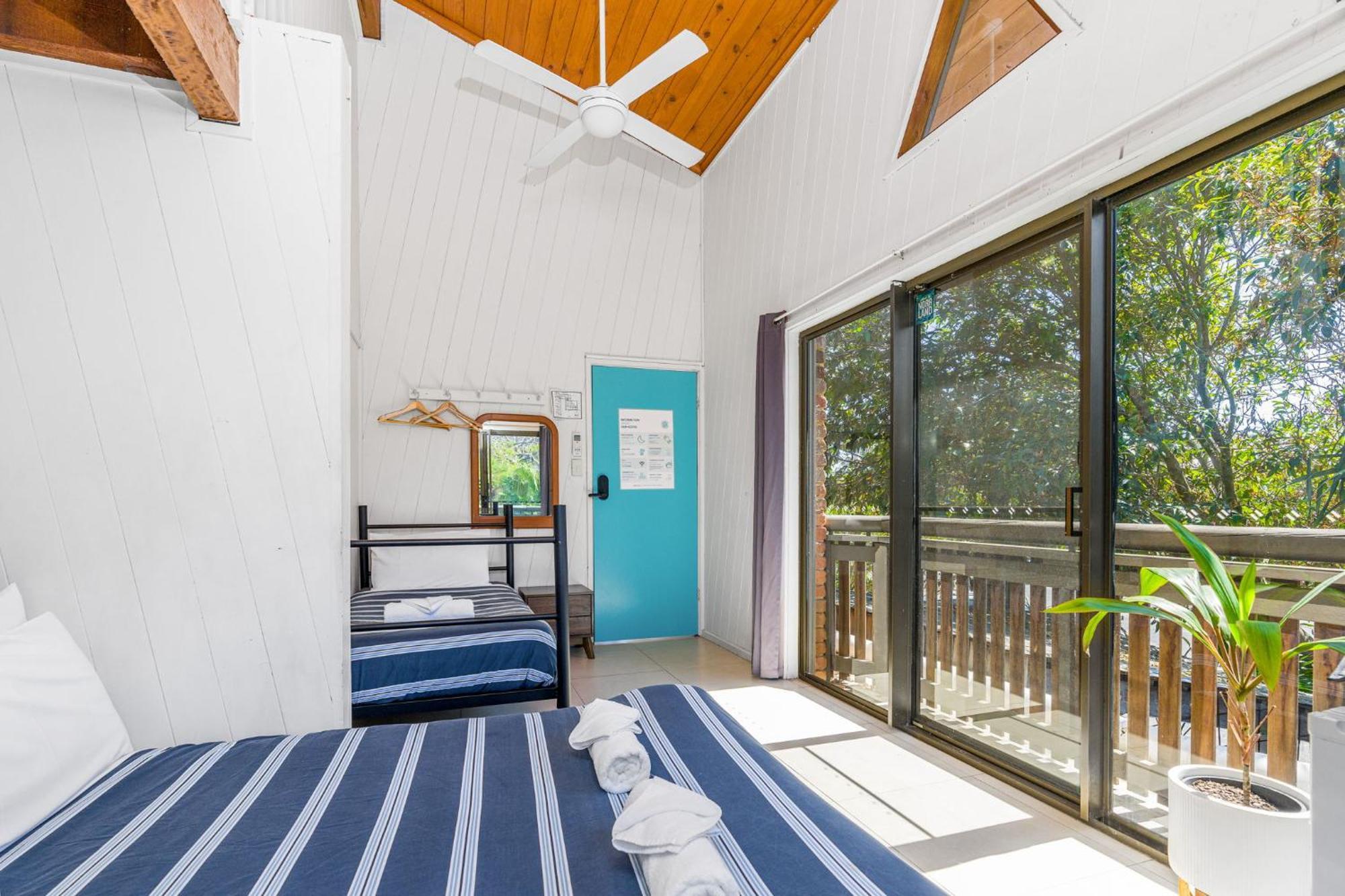 Aquarius Backpackers Resort 拜伦湾 外观 照片
