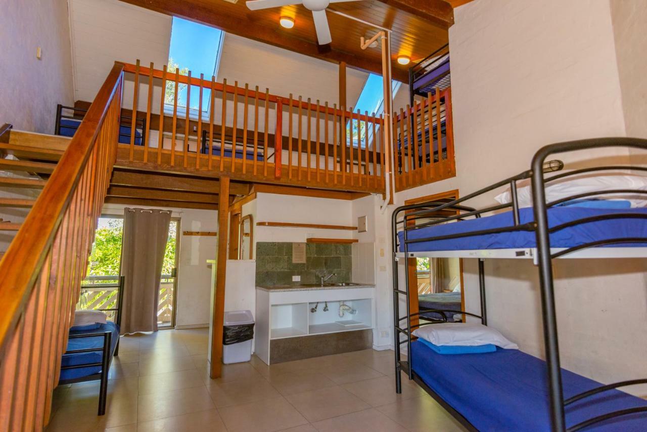 Aquarius Backpackers Resort 拜伦湾 外观 照片